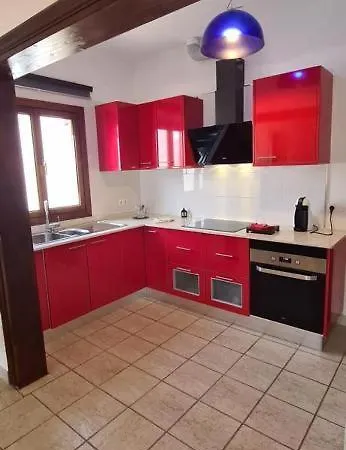 Baroli Amplia Piscina Privada Climatizada